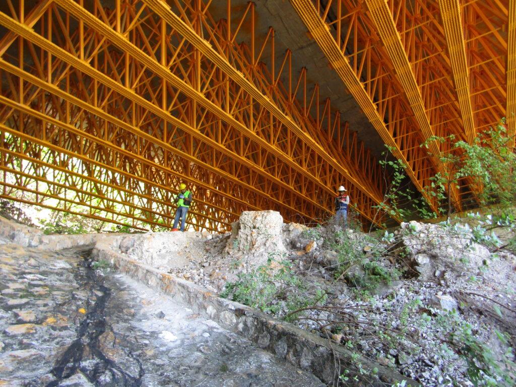 INSPECCIÓN DETALLADA PUENTE LA HUARACHA DE LA AUTOPISTA CUERNAVACA – ACAPULCO, fotografía 2