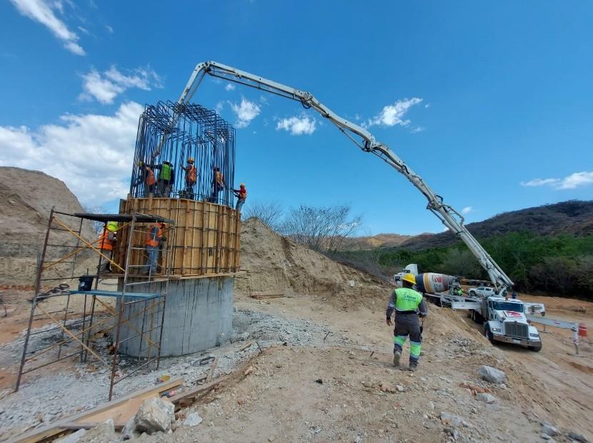 CONSTRUCCIÓN DEL PUENTE SANTA MARÍA COLOTEPEC KM 192+937; CONSTRUCCIÓN DEL ENTRONQUE SANTA MARÍA COLOTEPEC KM 193+119; CONSTRUCCIÓN DE LAS OBRAS DE ACCESO AL PIV UBICADO EN EL KM 184+900 Y; CONSTRUCCIÓN DE LAS OBRAS DE ACCESO AL PIV UBICADO EN EL KM 191+940, DE LA CARRETERA BARRANCA LARGA-VENTANILLA, fotografía 3